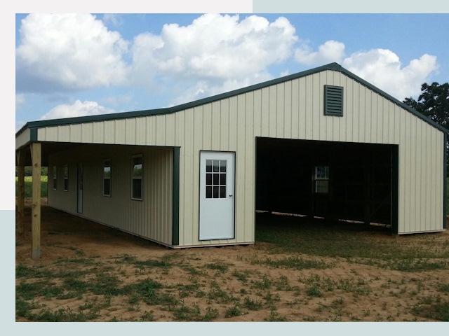 Строительство конюшен в Твери